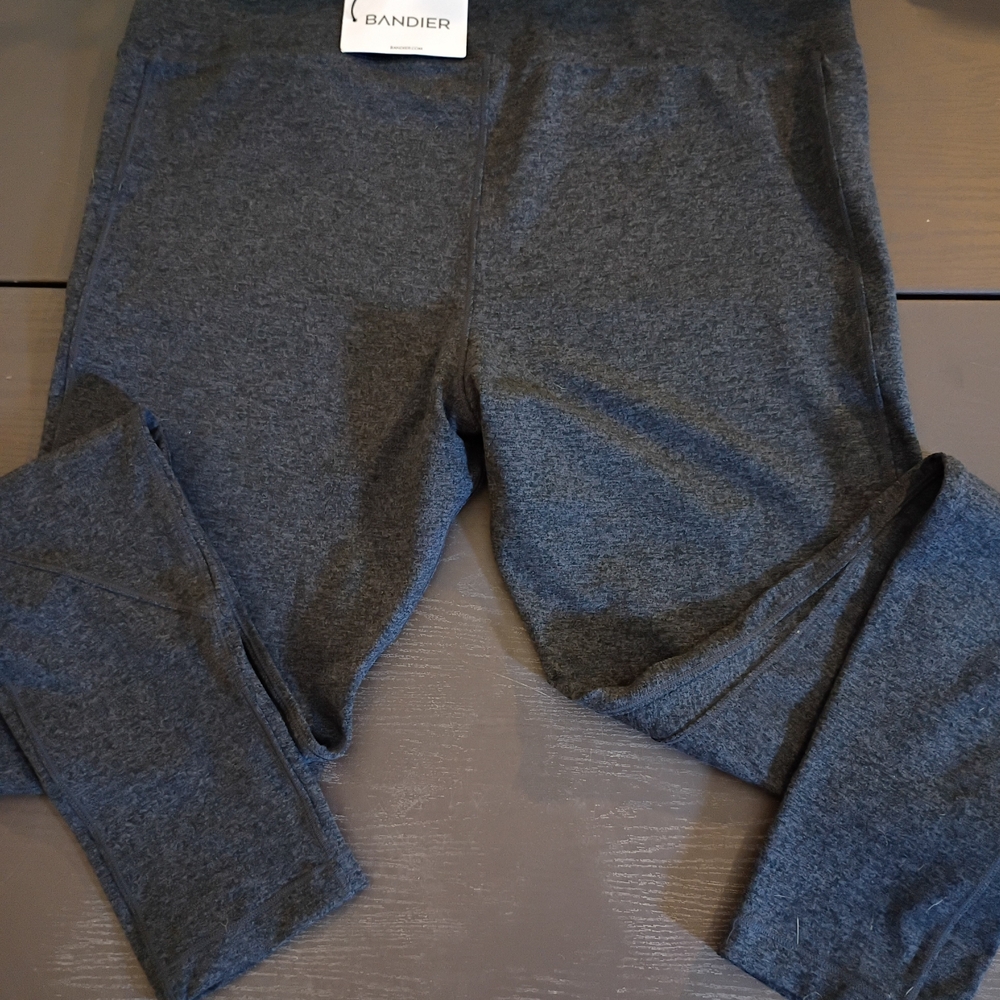 Bandier Women's Charcoal Leggings NWT Top Quality